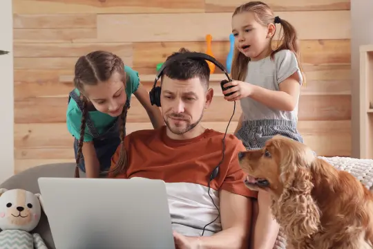 7 dicas de como conciliar trabalho remoto e cuidados com os filhos