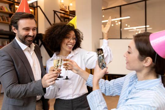 Como escolher as melhores músicas para a confraternização da empresa