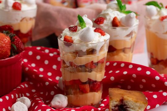 Cinco ideias deliciosas de lanches no pote para você vender