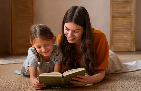 Contando histórias para os pequenos: uma tradição que aflora a imaginação slide 1