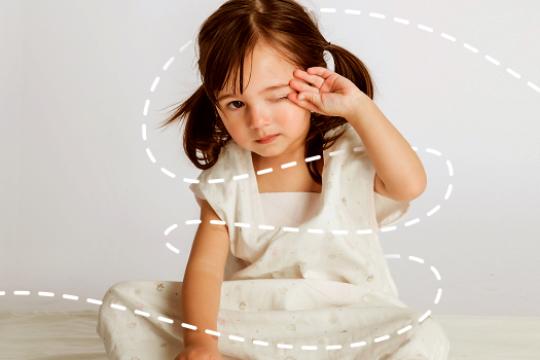 Como acordar uma criança cedo? 10 dicas para parar de sofrer pela manhã